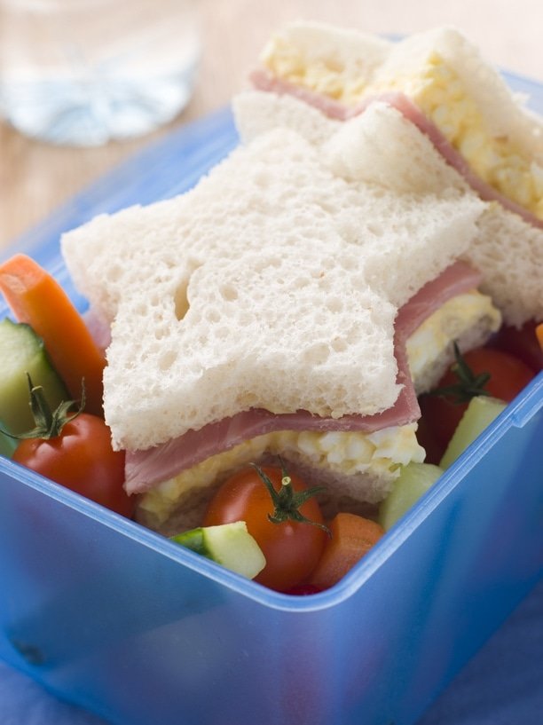 Star Shaped Egg Mayonnaise and Ham Sandwich with Crudities