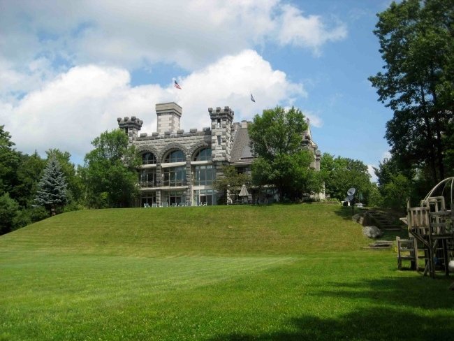 Luxurious Gothic Castle (New Hampshire)