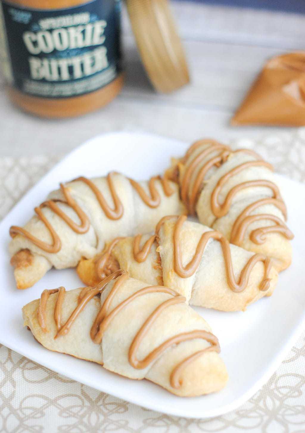 cookie-butter-crescent-rolls-5