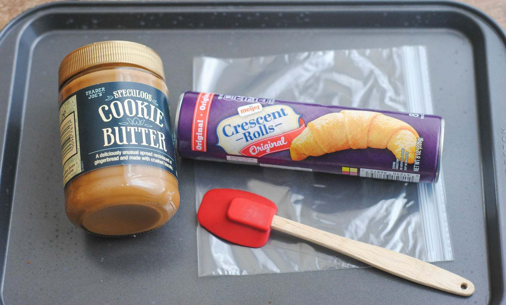 cookie-butter-crescent-rolls