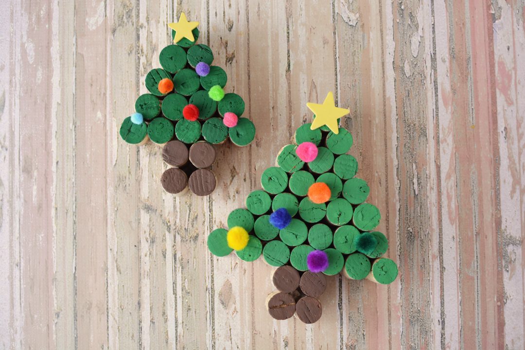 Wine Cork Crafts, Cork Christmas Trees, DIY Christmas Crafts, Wine Cork Crafts, Christmas Crafts, DIY Christmas Crafts