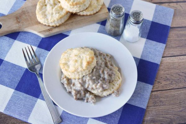 Instant Pot Biscuits and Gravy