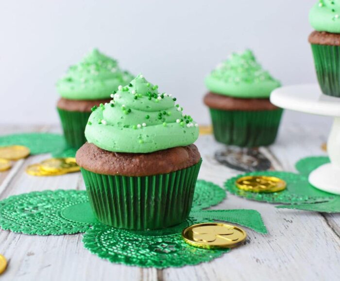 Irish cream cupcakes, bailey's Irish cream cupcakes, Irish cream chocolate cupcakes