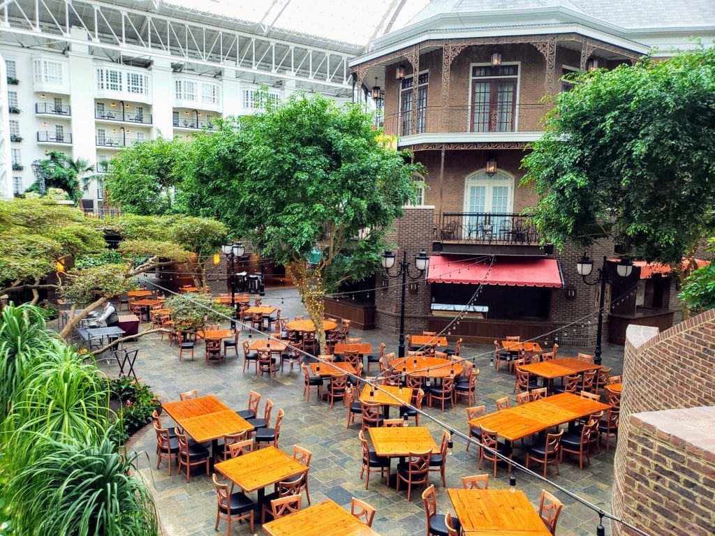 restaurants at gaylord opryland, best dining at gaylord opryland, dining in nashville