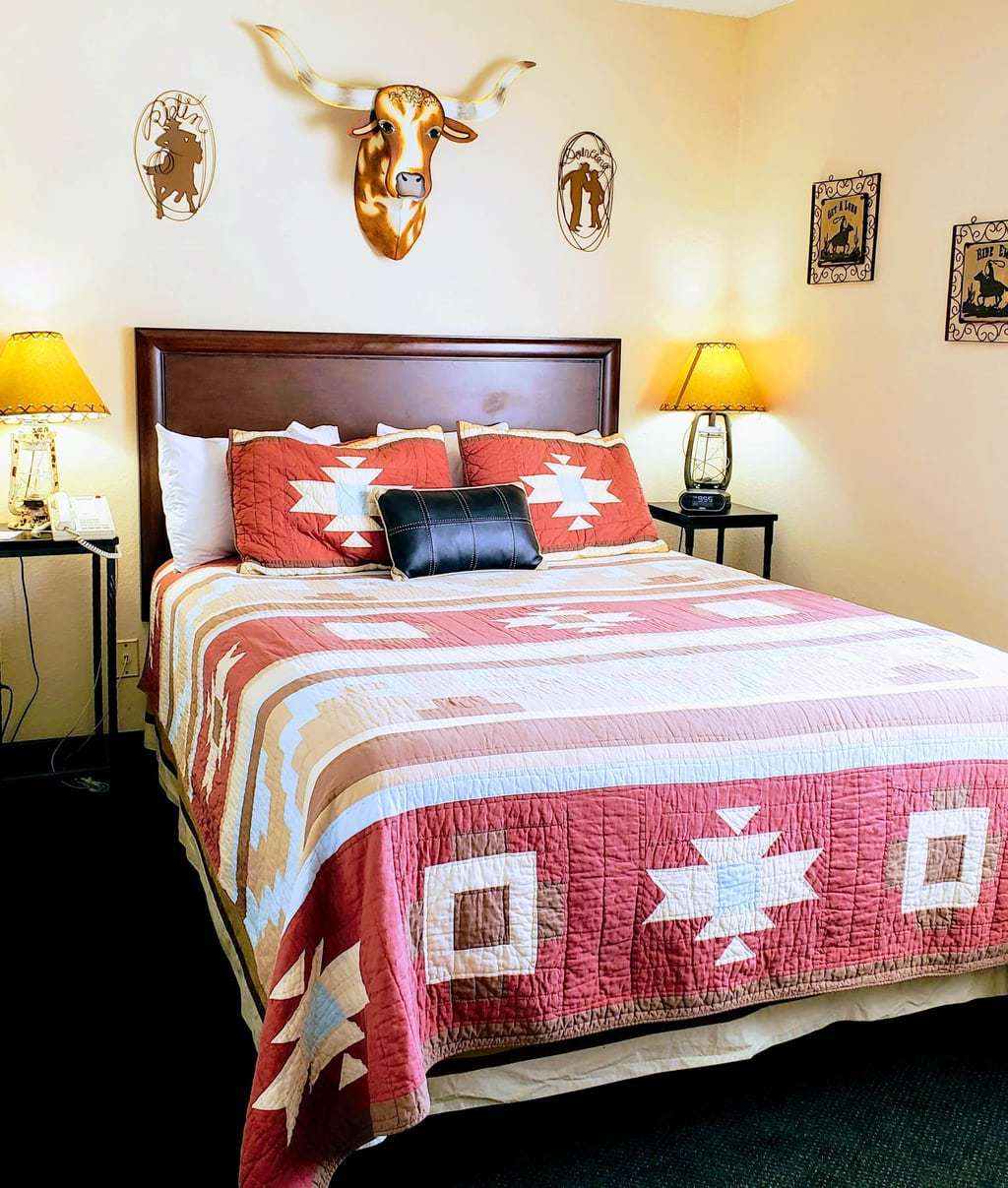 Dolly Parton's Stampede Themed Room at Stone Castle Hotel