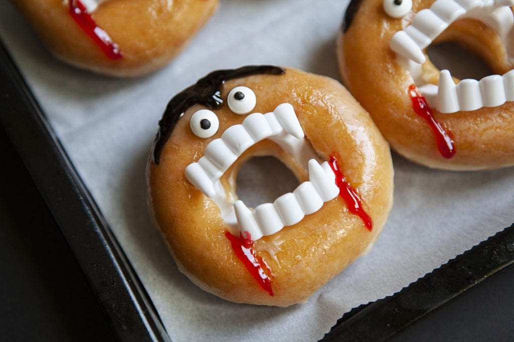 Vampire donuts, how to make dracula donuts