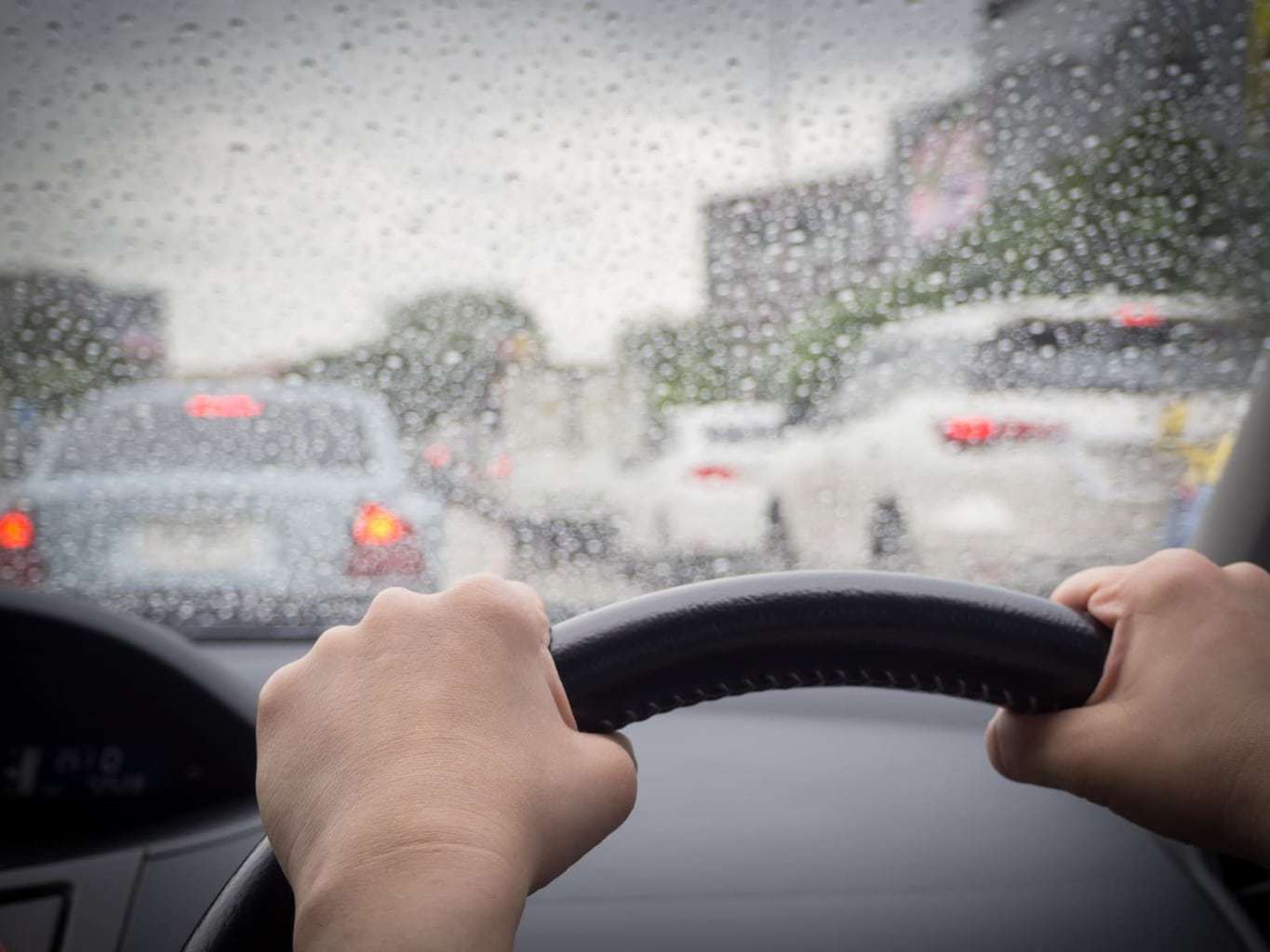 teen safety driving tips, driving in the rain, Driving Tips For Teenage Drivers