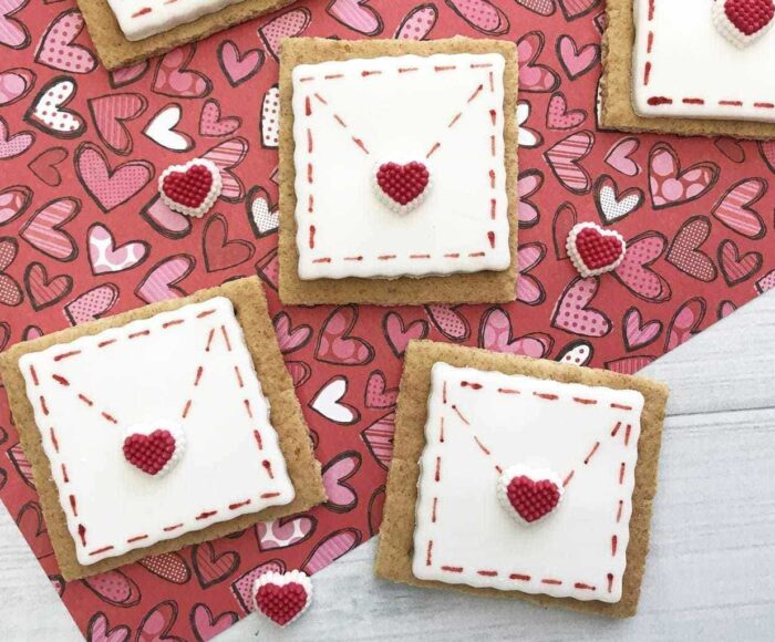 These Love Letter Cookies made with fondant are the perfect way to give someone a surprisingly sweet and edible Valentine's Day Card!  