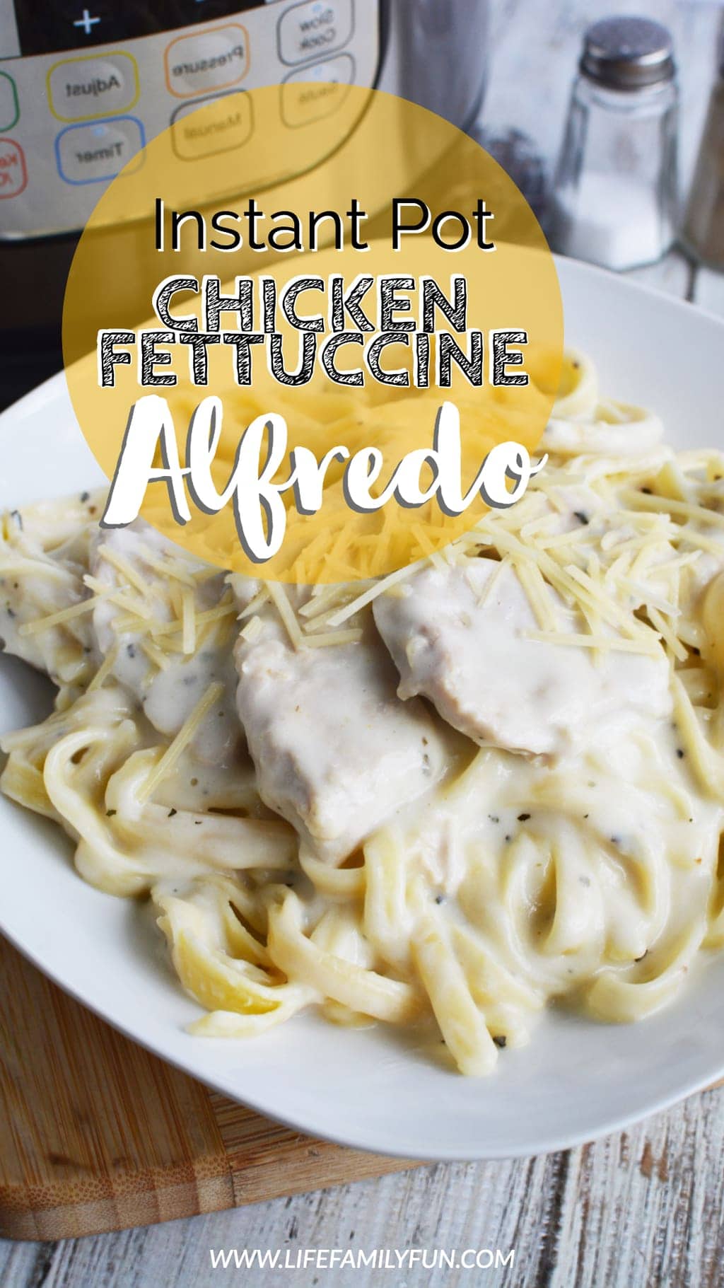 Chicken Alfredo served in white dish