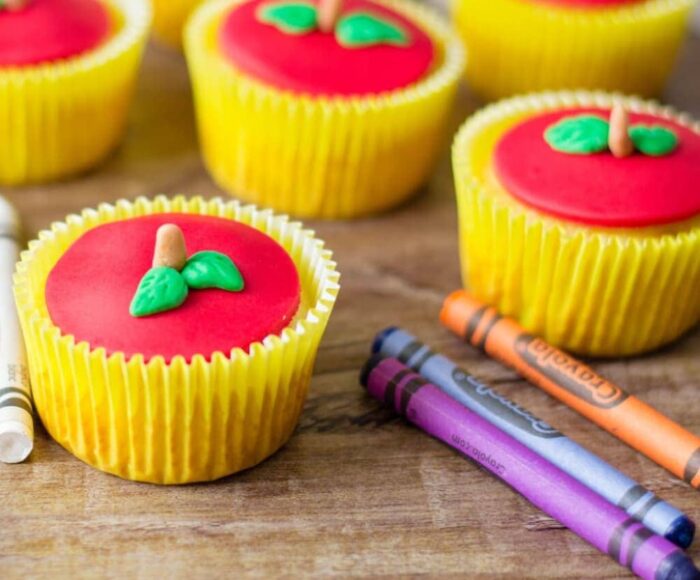 Back To School Cupcakes shaped as Apples