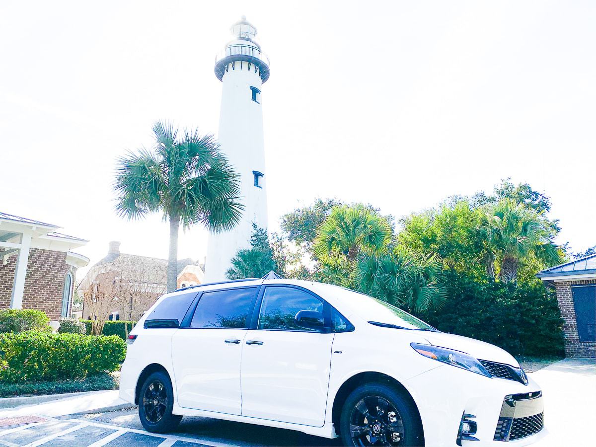 2020 toyota sienna in from of the saint simons lighthouse