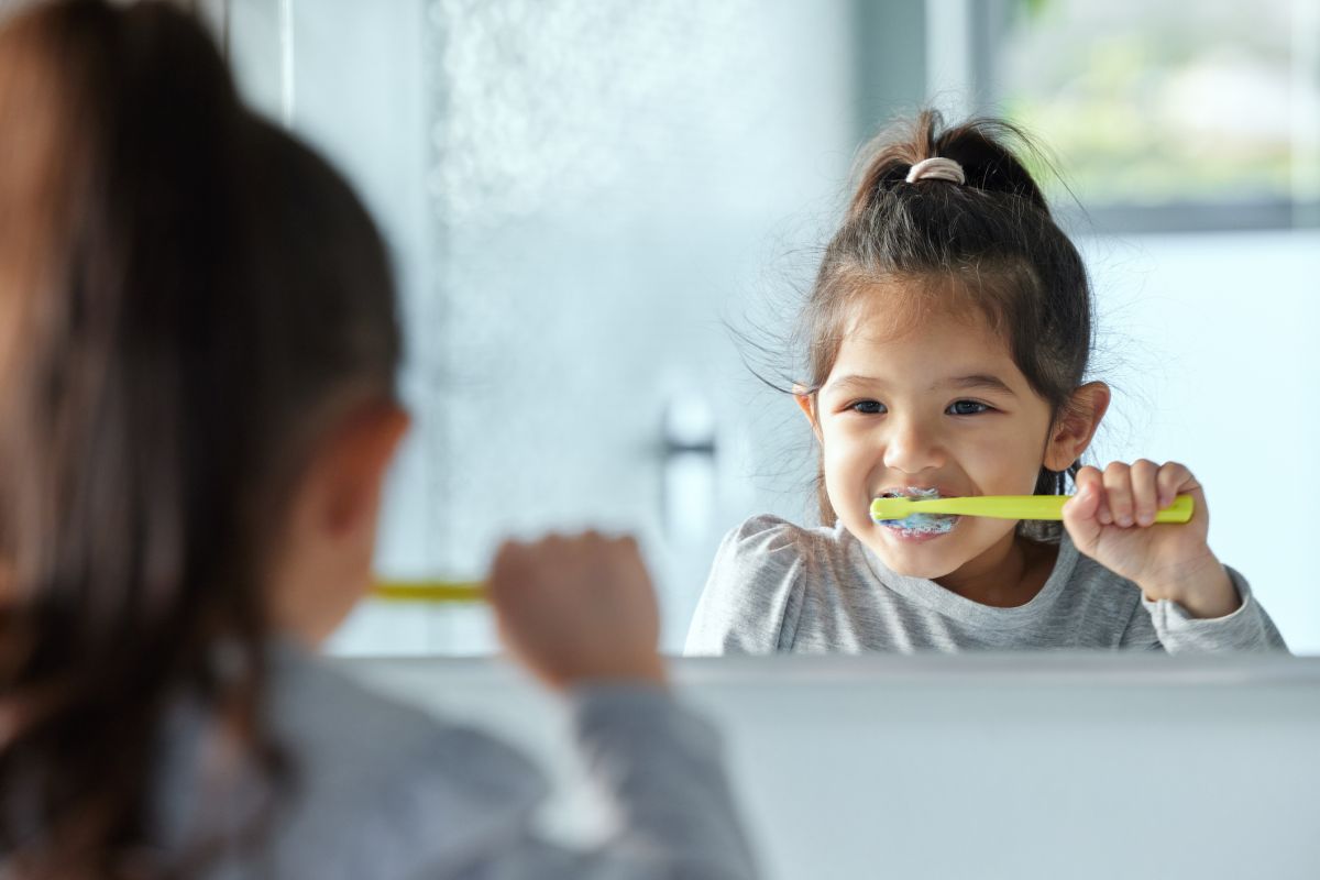 5 Practical Dental Hygiene Tips for the Whole Family