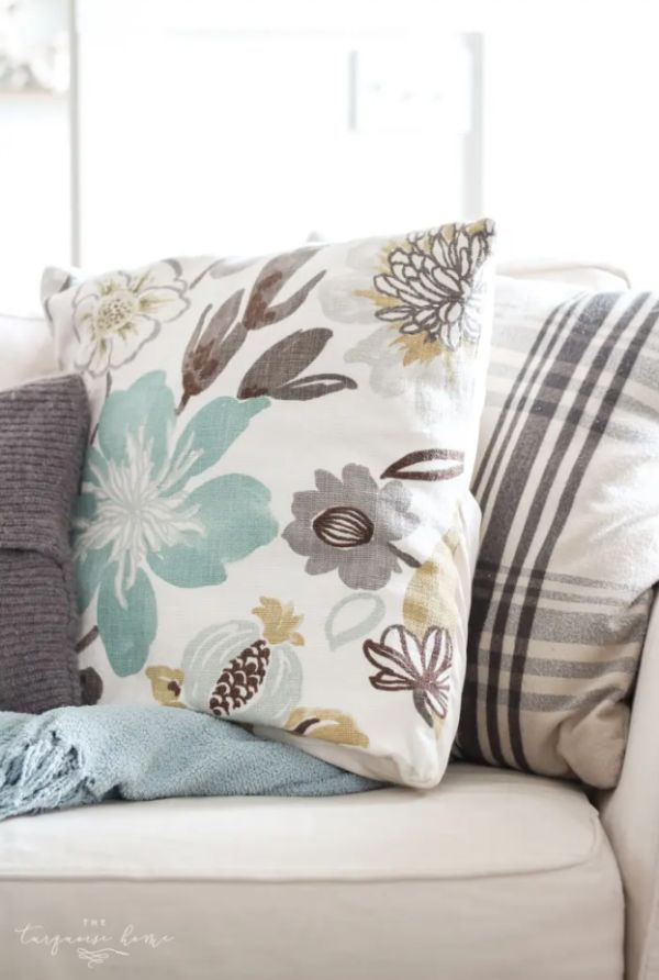 Add Accent Pillows for a Pop of Color