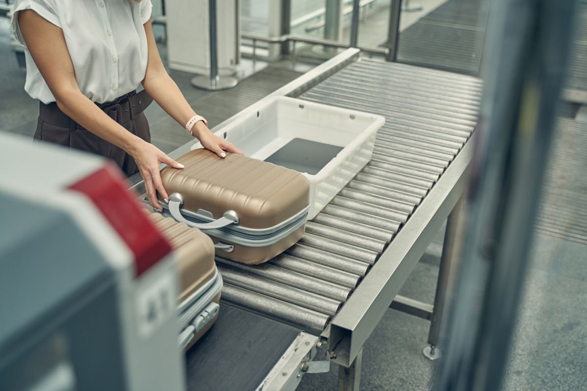 Check Your Airline's Luggage Size Requirements