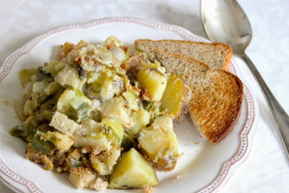Cheesy Leek and Celeriac-Potato Gratin