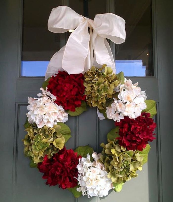 Christmas Hydrangea Wreath