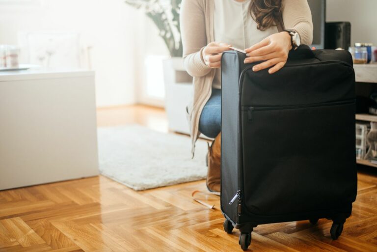 How to Measure a Suitcase: Follow These Simple Steps