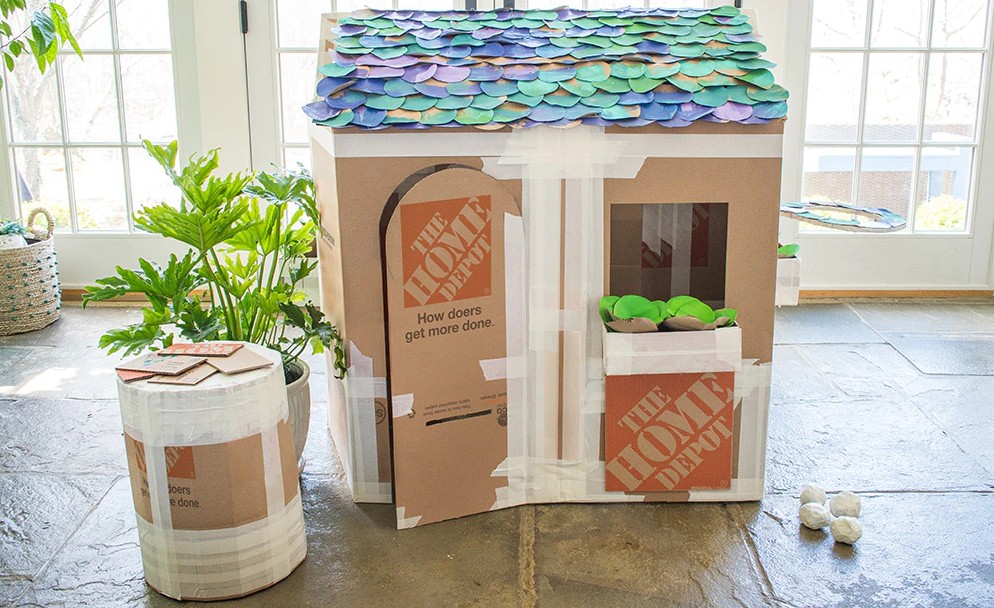 cardboard box house Fancy Cardboard Home With Window Boxes