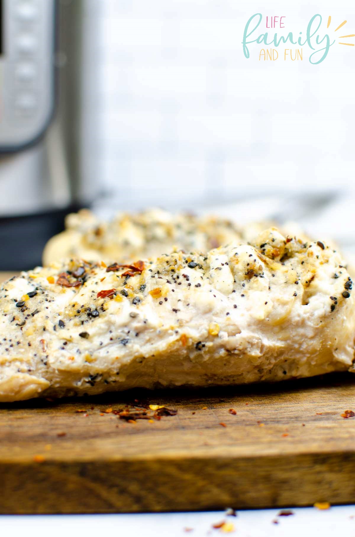 Instant pot Cream Cheese Chicken Seasoned with Everything But the Bagel - favourite dish