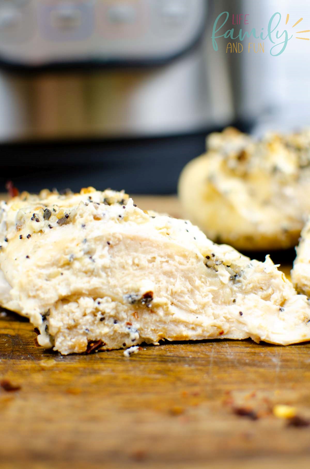 Instant pot Cream Cheese Chicken Seasoned with Everything But the Bagel - simple and healthy