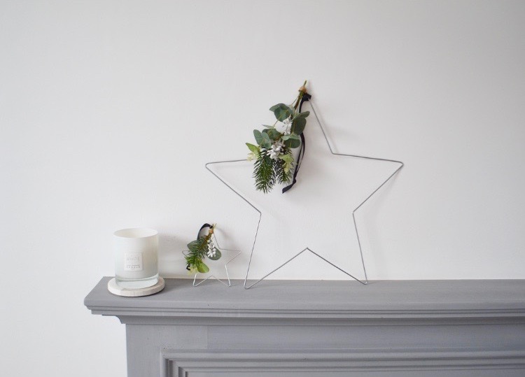 Minimalist Star Wreath