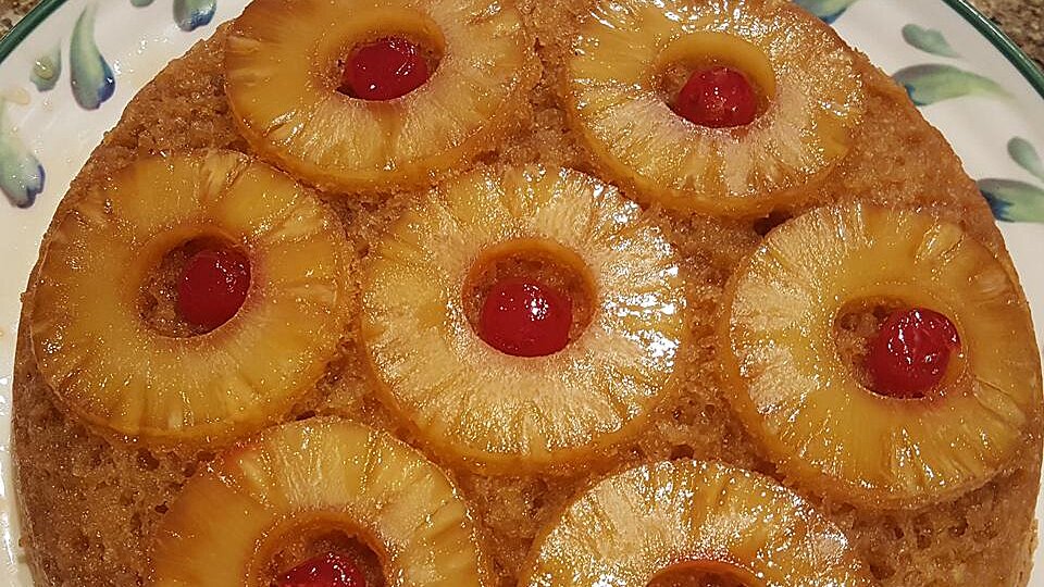 Old-Fashioned Pineapple Upside-Down Cake