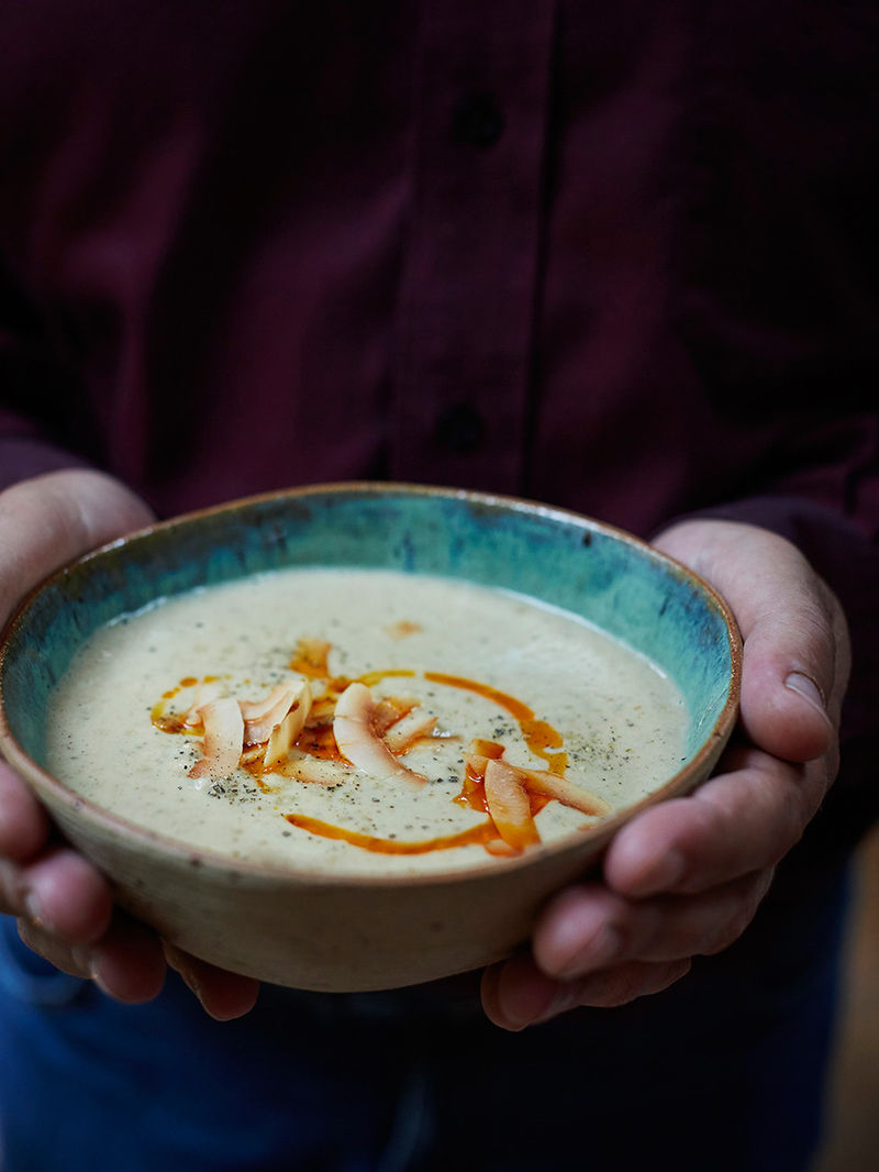 Roasted Cauliflower and Coconut Soup