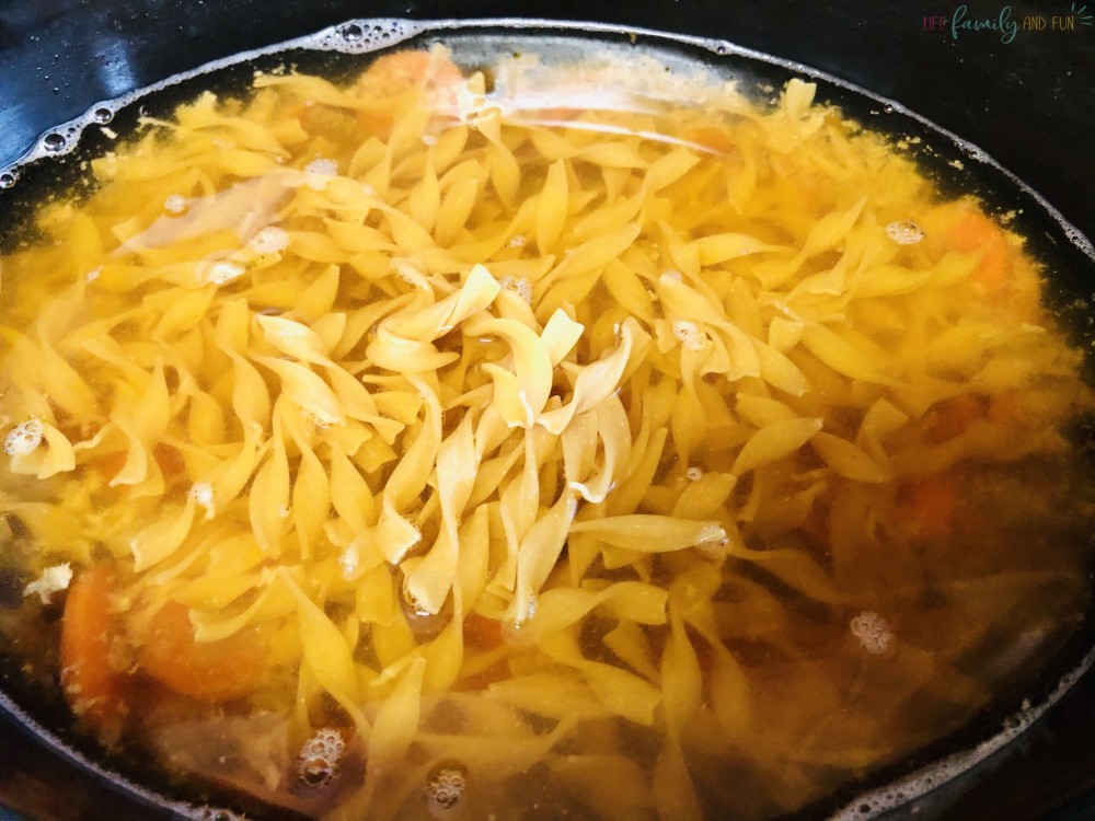 Slow Cooker Chicken Noodle Soup (3)