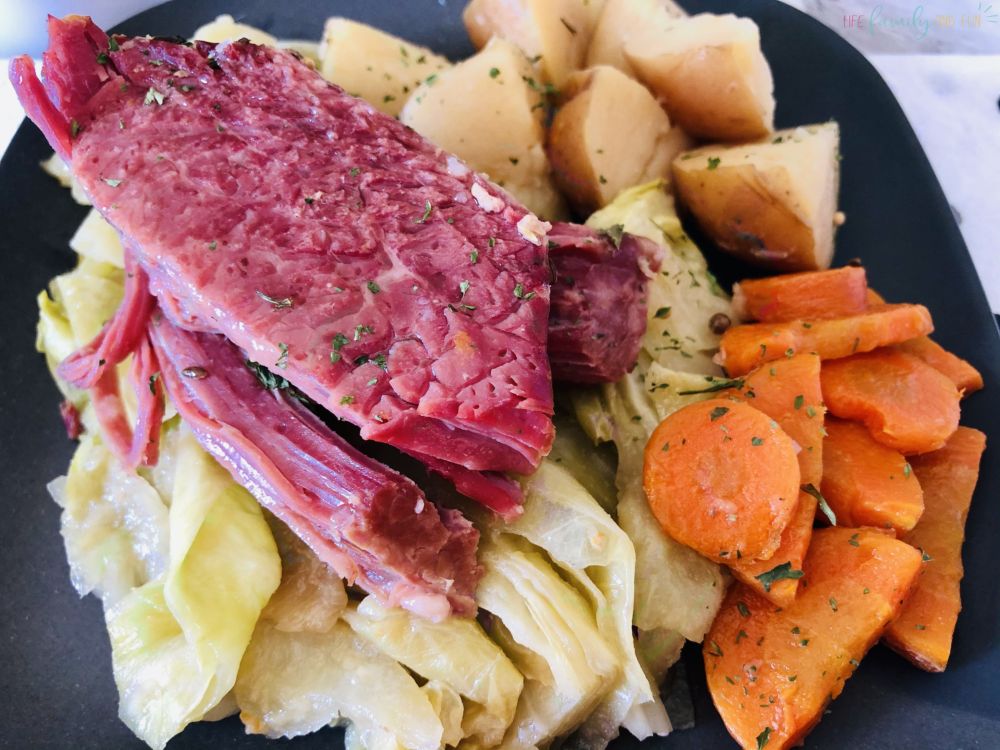 Slow Cooker Corned Beef & Cabbage (15)