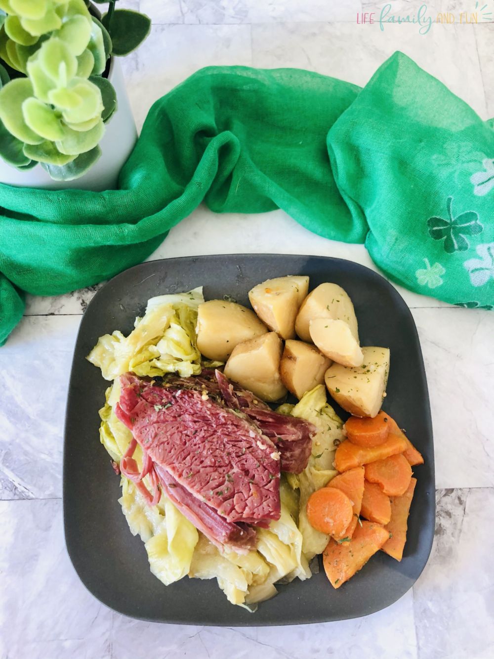 Slow Cooker Corned Beef & Cabbage (9)