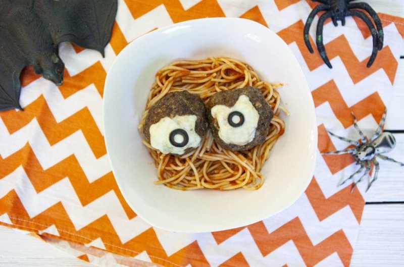 Spooky Spaghetti With EyeBalls