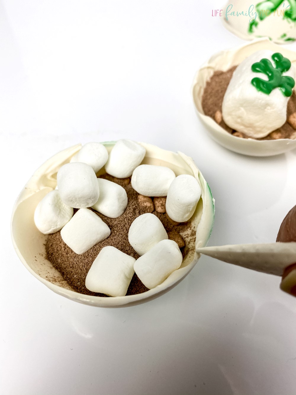 St Patrick’s day themed Cocoa Bombs (11)