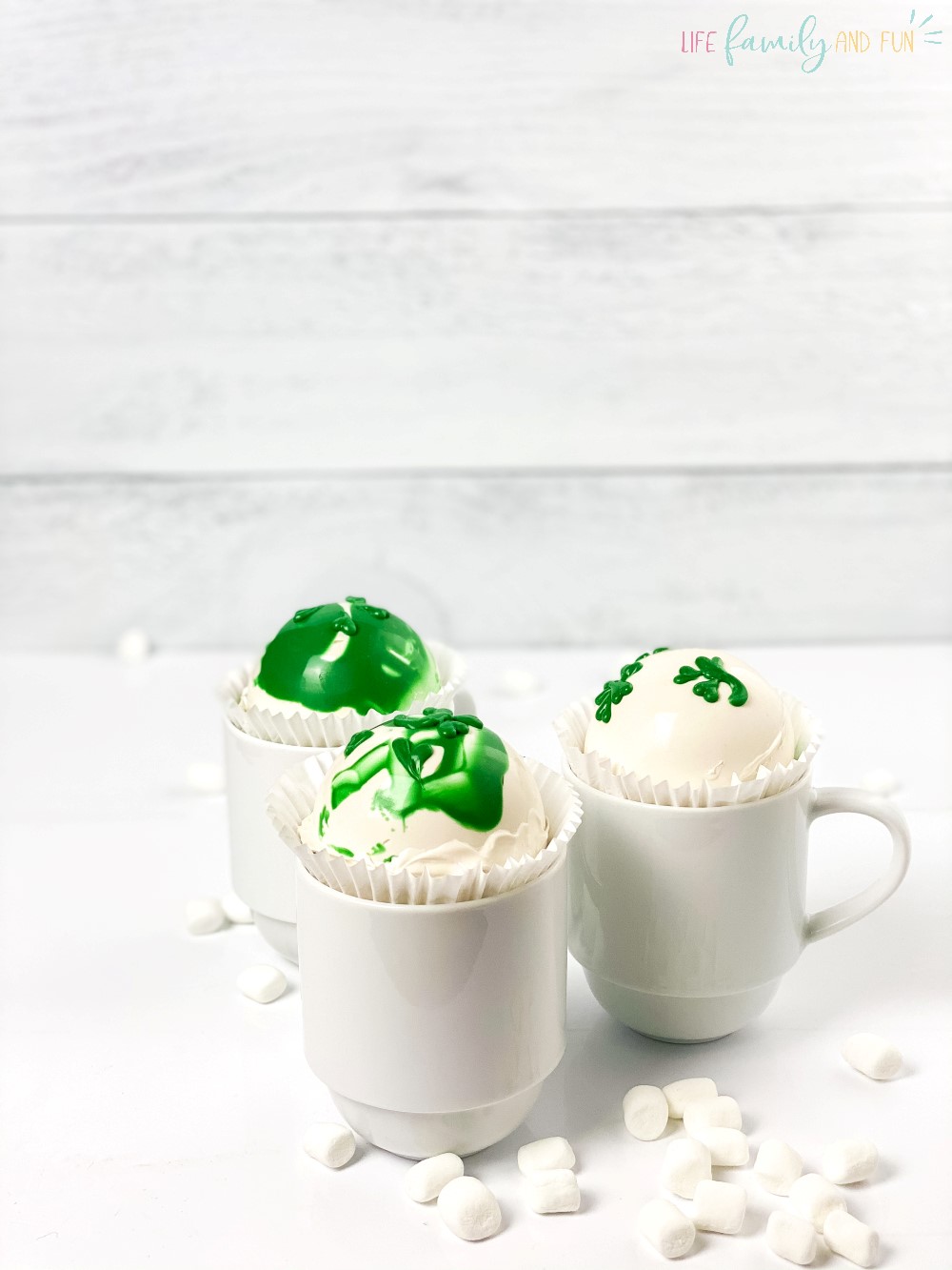 St Patrick’s day themed Cocoa Bombs (16)