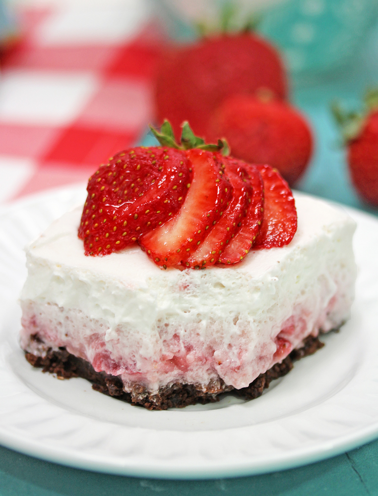 Strawberry Cloud Dessert