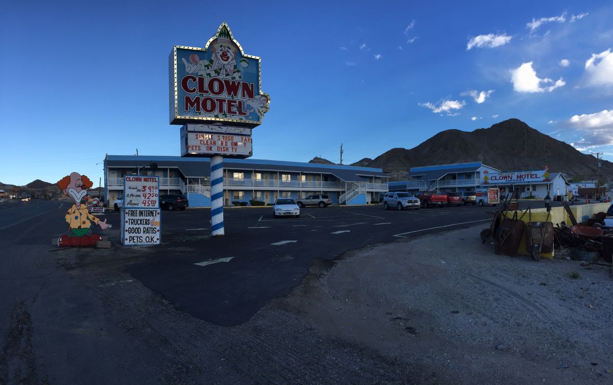 The Clown Motel History